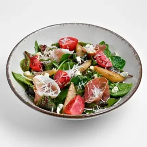 Պռոշուտոյով և տանձով աղցան